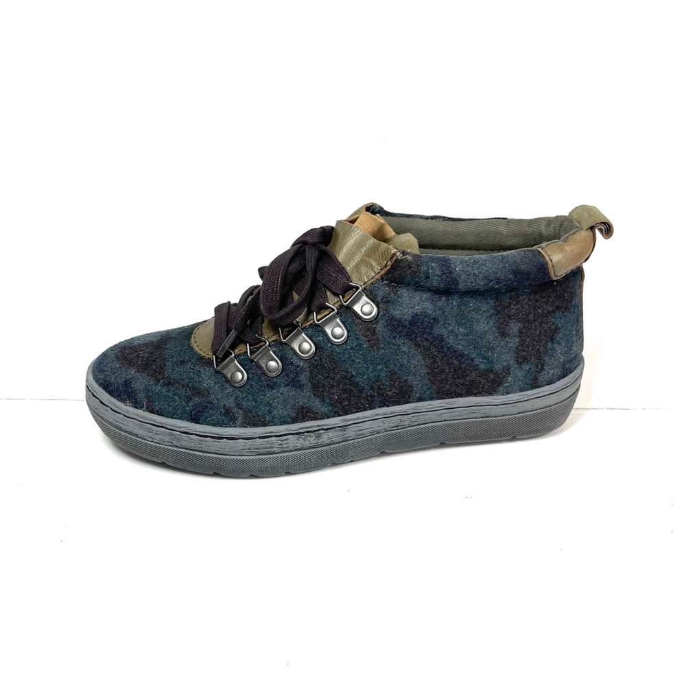 OTBT Women's Green Lake Lace Up Boots Size 8M Dark Bronze‎ Camouflage